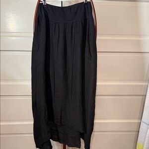 Tempo Paris Linen Blend Lagenlook Maxi Skirt Black Flowy Asymmetrical Hem